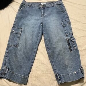 Women’s Cato Y2K Style Cargo Denim Capris Midrise Flap Pocket Size 6(32x17.5)